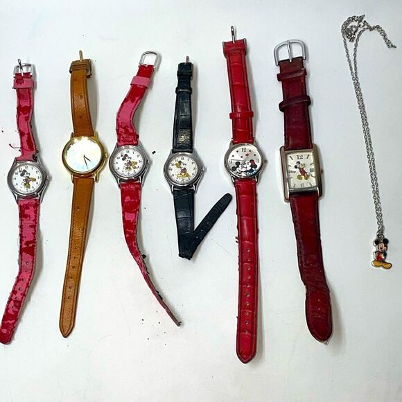 Lot of 7 Mickey Mouse Watches & Necklace - Picture 1 of 7